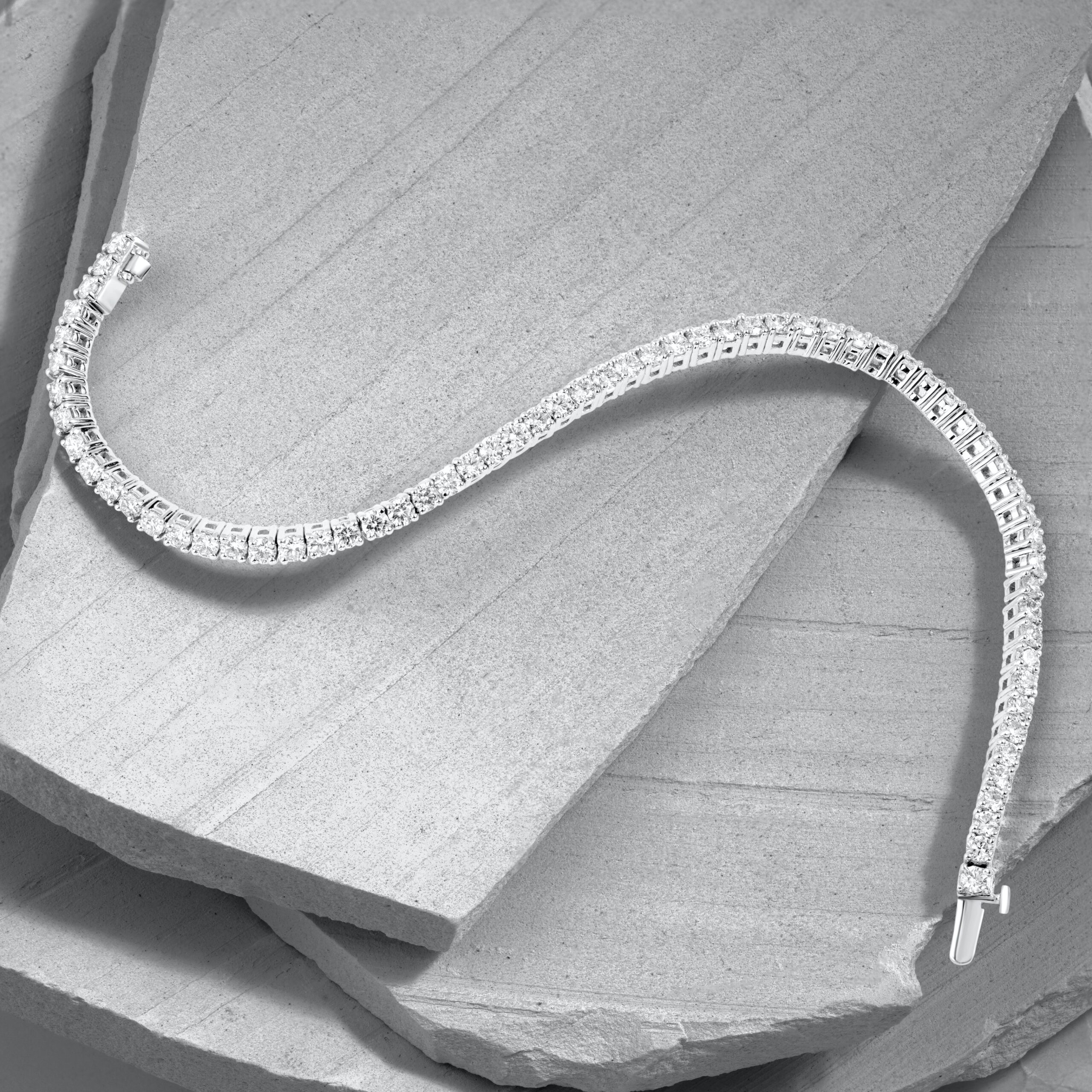 custom diamond bracelet